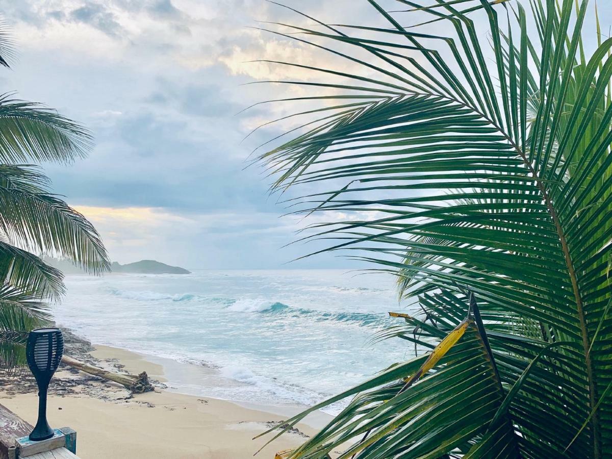 Ventana Al Atlantico At Arecibo 681 Ocean Drive Apartment Islote Екстериор снимка